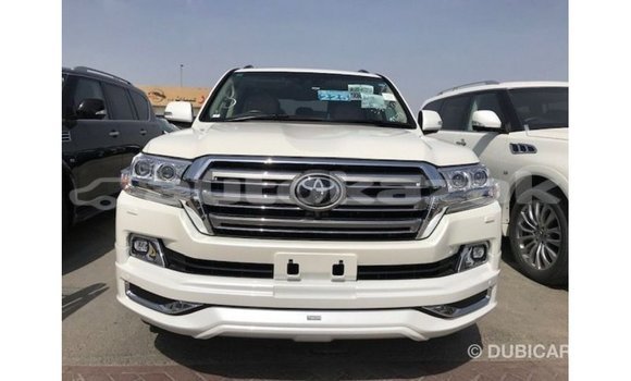 Buy Import Toyota Land Cruiser White Car in Import - Dubai in Akmecet Buy Import Toyota Land Cruiser White Car in Import - Dubai in Akmecet