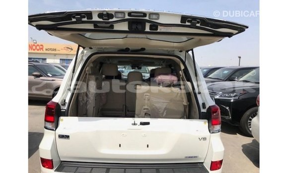 Buy Import Toyota Land Cruiser White Car in Import - Dubai in Akmecet Buy Import Toyota Land Cruiser White Car in Import - Dubai in Akmecet