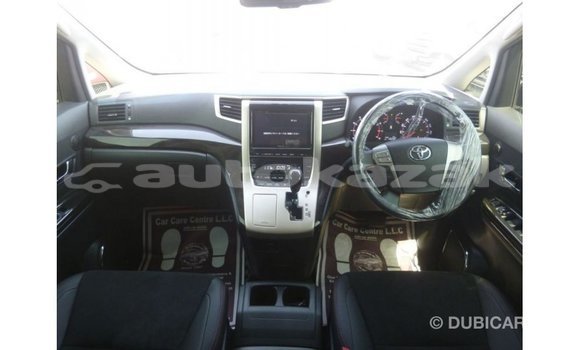 Buy Import Toyota Vellfire White Car in Import - Dubai in Akmecet Buy Import Toyota Vellfire White Car in Import - Dubai in Akmecet