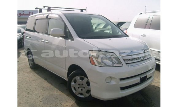 Buy Import Toyota Noah White Car in Import - Dubai in Akmecet Buy Import Toyota Noah White Car in Import - Dubai in Akmecet