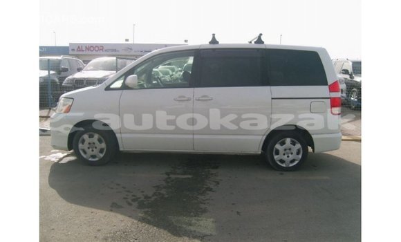 Buy Import Toyota Noah White Car in Import - Dubai in Akmecet Buy Import Toyota Noah White Car in Import - Dubai in Akmecet