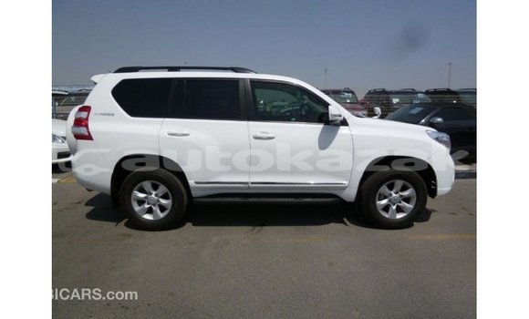 Buy Import Toyota Prado White Car in Import - Dubai in Akmecet Buy Import Toyota Prado White Car in Import - Dubai in Akmecet