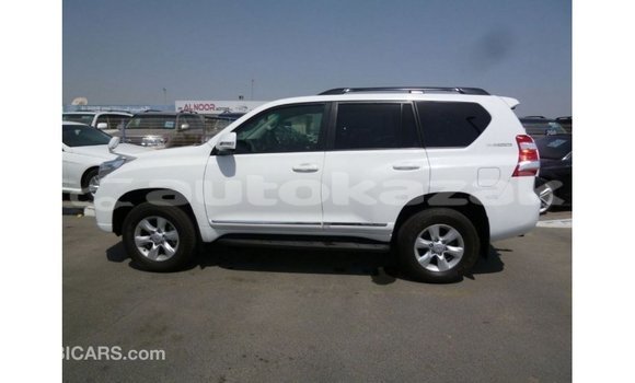 Buy Import Toyota Prado White Car in Import - Dubai in Akmecet Buy Import Toyota Prado White Car in Import - Dubai in Akmecet