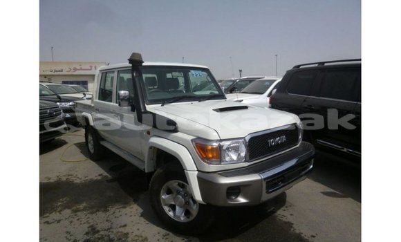 Buy Import Toyota Land Cruiser White Car in Import - Dubai in Akmecet Buy Import Toyota Land Cruiser White Car in Import - Dubai in Akmecet