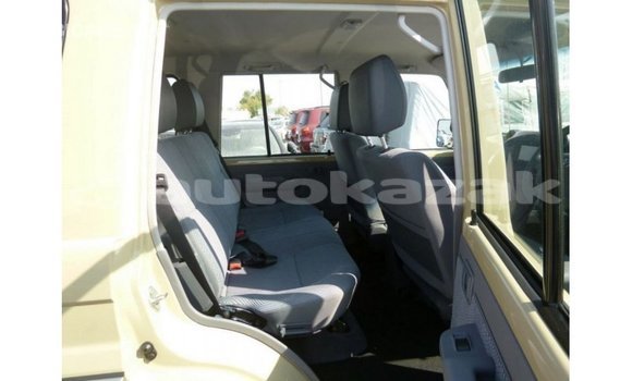 Buy Import Toyota Land Cruiser Beige Car in Import - Dubai in Akmecet Buy Import Toyota Land Cruiser Beige Car in Import - Dubai in Akmecet