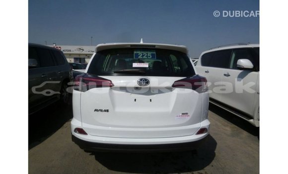 Buy Import Toyota 4Runner White Car in Import - Dubai in Akmecet Buy Import Toyota 4Runner White Car in Import - Dubai in Akmecet