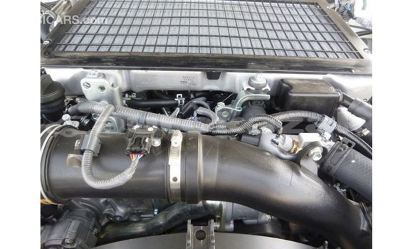 Buy Import Toyota Land Cruiser White Car in Import - Dubai in Akmecet Buy Import Toyota Land Cruiser White Car in Import - Dubai in Akmecet