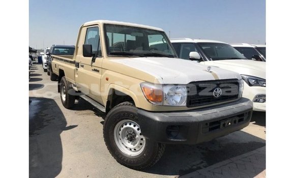 Buy Import Toyota Land Cruiser Beige Car in Import - Dubai in Akmecet Buy Import Toyota Land Cruiser Beige Car in Import - Dubai in Akmecet