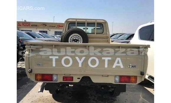 Buy Import Toyota Land Cruiser Beige Car in Import - Dubai in Akmecet Buy Import Toyota Land Cruiser Beige Car in Import - Dubai in Akmecet
