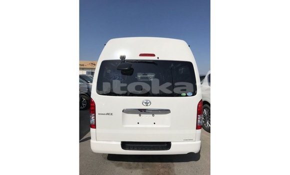 Buy Import Toyota Hiace White Car in Import - Dubai in Akmecet Buy Import Toyota Hiace White Car in Import - Dubai in Akmecet