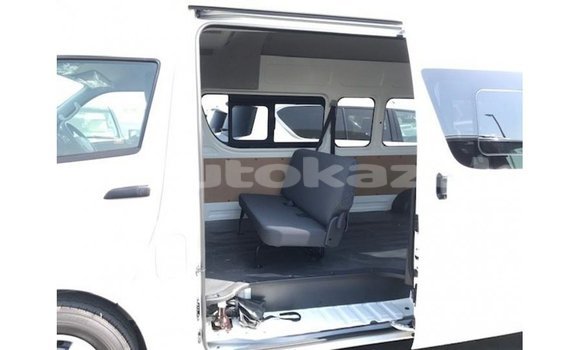 Buy Import Toyota Hiace White Car in Import - Dubai in Akmecet Buy Import Toyota Hiace White Car in Import - Dubai in Akmecet