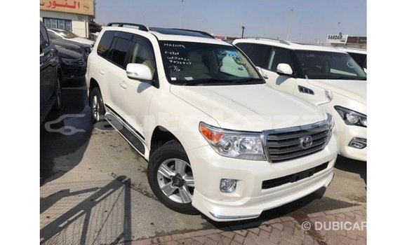 Buy Import Toyota Land Cruiser White Car in Import - Dubai in Akmecet Buy Import Toyota Land Cruiser White Car in Import - Dubai in Akmecet