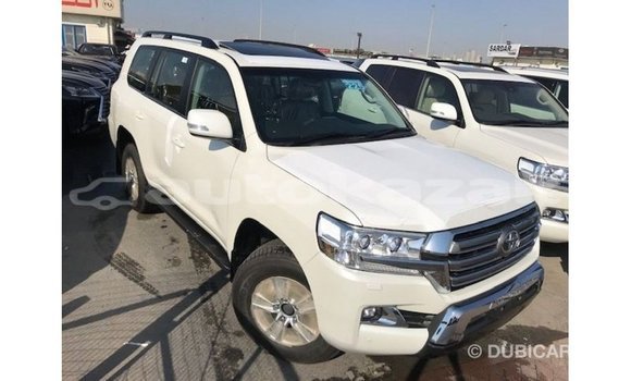 Buy Import Toyota Land Cruiser White Car in Import - Dubai in Akmecet Buy Import Toyota Land Cruiser White Car in Import - Dubai in Akmecet