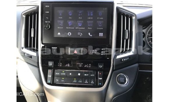 Buy Import Toyota Land Cruiser White Car in Import - Dubai in Akmecet Buy Import Toyota Land Cruiser White Car in Import - Dubai in Akmecet
