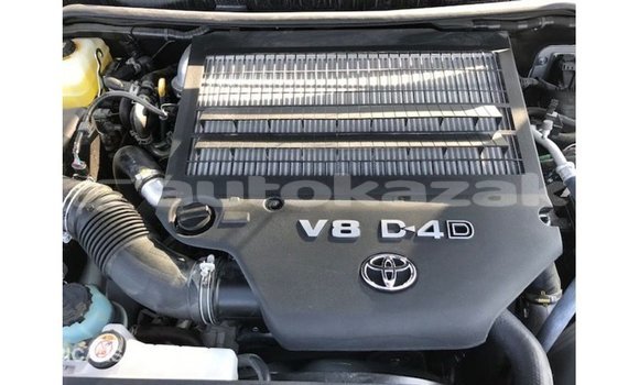 Buy Import Toyota Land Cruiser White Car in Import - Dubai in Akmecet Buy Import Toyota Land Cruiser White Car in Import - Dubai in Akmecet