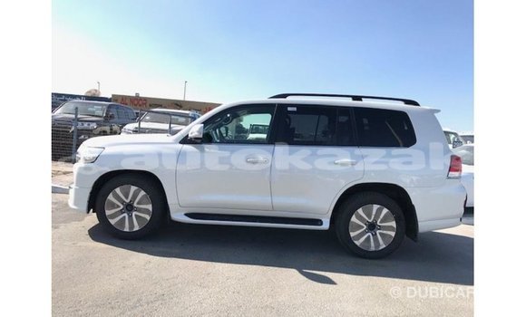 Buy Import Toyota Land Cruiser White Car in Import - Dubai in Akmecet Buy Import Toyota Land Cruiser White Car in Import - Dubai in Akmecet