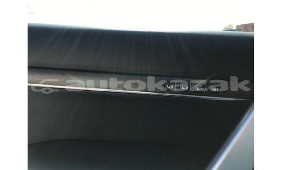 Buy Import Toyota Land Cruiser White Car in Import - Dubai in Akmecet Buy Import Toyota Land Cruiser White Car in Import - Dubai in Akmecet