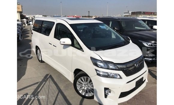Buy Import Toyota Vellfire White Car in Import - Dubai in Akmecet Buy Import Toyota Vellfire White Car in Import - Dubai in Akmecet