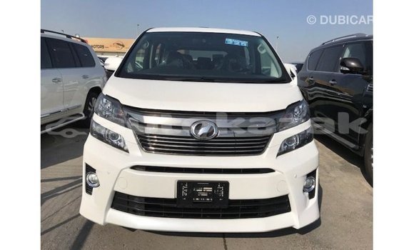 Buy Import Toyota Vellfire White Car in Import - Dubai in Akmecet Buy Import Toyota Vellfire White Car in Import - Dubai in Akmecet