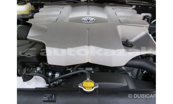 Buy Import Toyota Land Cruiser White Car in Import - Dubai in Akmecet Buy Import Toyota Land Cruiser White Car in Import - Dubai in Akmecet