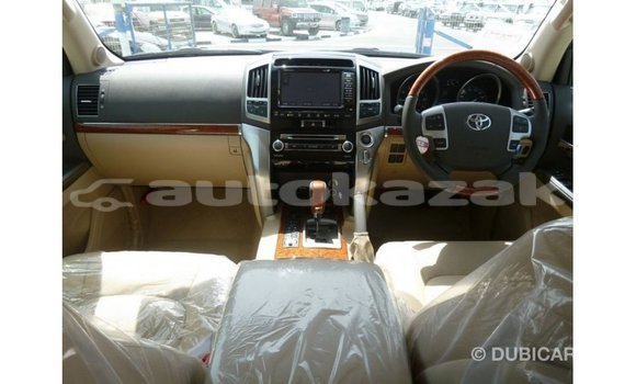 Buy Import Toyota Land Cruiser White Car in Import - Dubai in Akmecet Buy Import Toyota Land Cruiser White Car in Import - Dubai in Akmecet