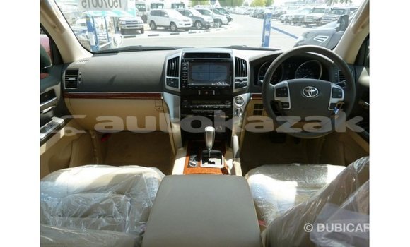 Buy Import Toyota Land Cruiser White Car in Import - Dubai in Akmecet Buy Import Toyota Land Cruiser White Car in Import - Dubai in Akmecet