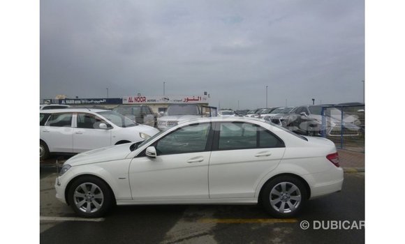 Buy Import Mercedes-Benz 200 White Car in Import - Dubai in Akmecet Buy Import Mercedes-Benz 200 White Car in Import - Dubai in Akmecet