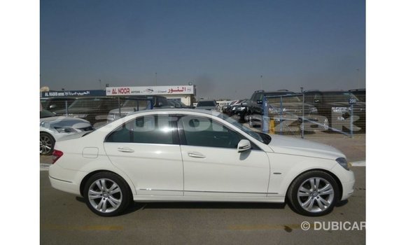 Buy Import Mercedes-Benz 200 White Car in Import - Dubai in Akmecet Buy Import Mercedes-Benz 200 White Car in Import - Dubai in Akmecet