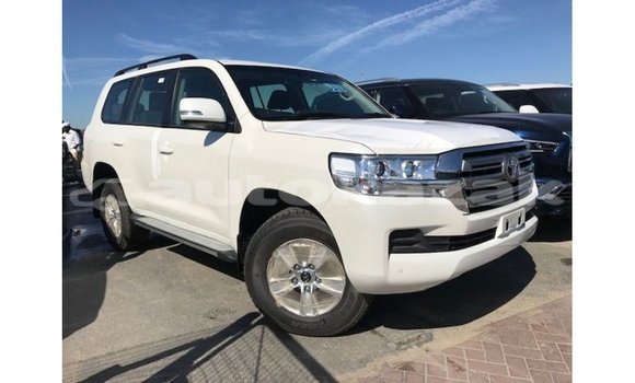 Buy Import Toyota Land Cruiser White Car in Import - Dubai in Akmecet Buy Import Toyota Land Cruiser White Car in Import - Dubai in Akmecet