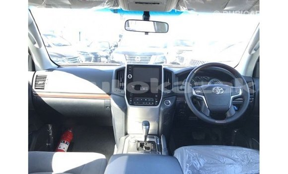 Buy Import Toyota Land Cruiser White Car in Import - Dubai in Akmecet Buy Import Toyota Land Cruiser White Car in Import - Dubai in Akmecet