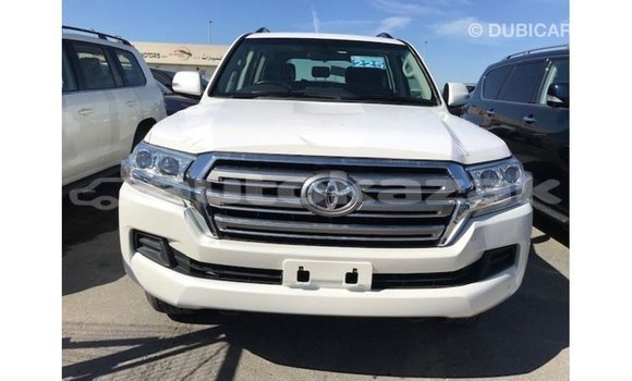 Buy Import Toyota Land Cruiser White Car in Import - Dubai in Akmecet Buy Import Toyota Land Cruiser White Car in Import - Dubai in Akmecet