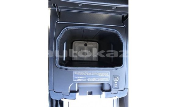 Buy Import Toyota Land Cruiser White Car in Import - Dubai in Akmecet Buy Import Toyota Land Cruiser White Car in Import - Dubai in Akmecet