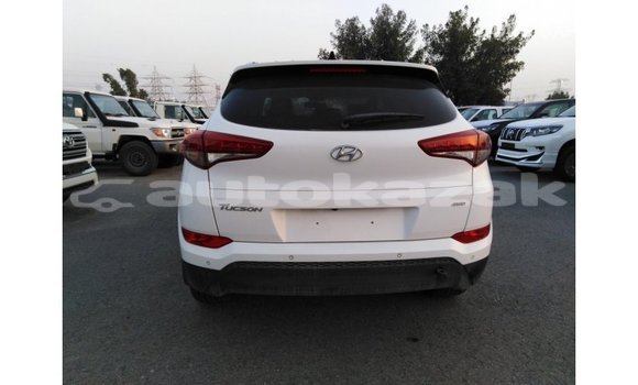 Buy Import Hyundai Tucson White Car in Import - Dubai in Akmecet Buy Import Hyundai Tucson White Car in Import - Dubai in Akmecet