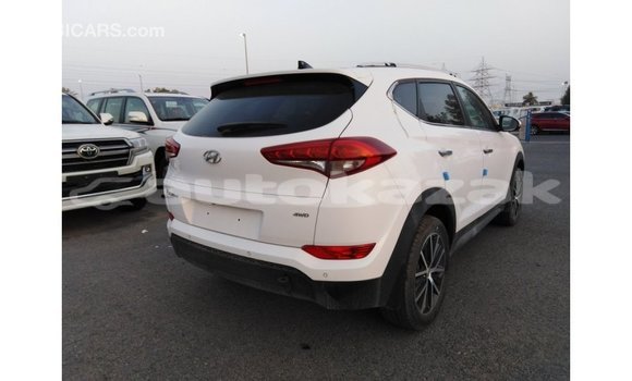 Buy Import Hyundai Tucson White Car in Import - Dubai in Akmecet Buy Import Hyundai Tucson White Car in Import - Dubai in Akmecet