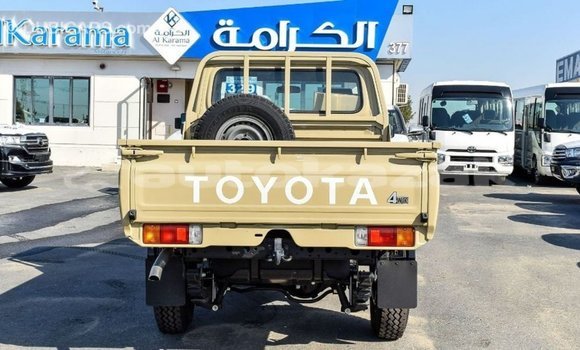 Buy Import Toyota Land Cruiser Beige Car in Import - Dubai in Akmecet Buy Import Toyota Land Cruiser Beige Car in Import - Dubai in Akmecet