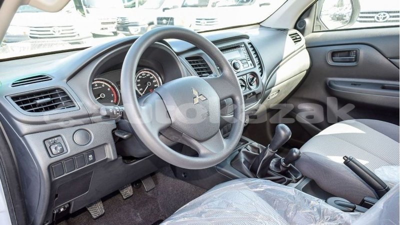 Big with watermark mitsubishi l200 akmecet import dubai 2619