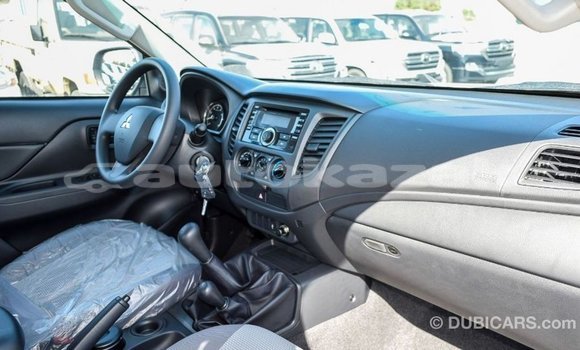 Buy Import Mitsubishi L200 White Car in Import - Dubai in Akmecet Buy Import Mitsubishi L200 White Car in Import - Dubai in Akmecet