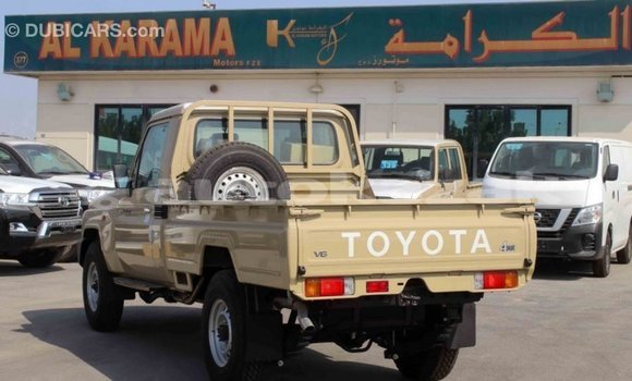 Buy Import Toyota Land Cruiser Beige Car in Import - Dubai in Akmecet Buy Import Toyota Land Cruiser Beige Car in Import - Dubai in Akmecet