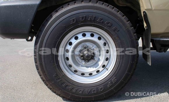 Buy Import Toyota Land Cruiser Beige Car in Import - Dubai in Akmecet Buy Import Toyota Land Cruiser Beige Car in Import - Dubai in Akmecet