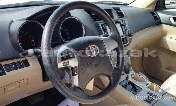 Buy Import Toyota Highlander Black Car in Import - Dubai in Akmecet Buy Import Toyota Highlander Black Car in Import - Dubai in Akmecet