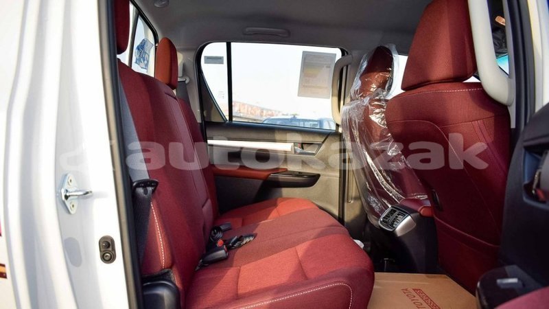Big with watermark toyota hilux akmecet import dubai 2629