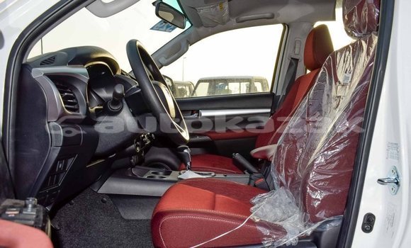 Buy Import Toyota Hilux White Car in Import - Dubai in Akmecet Buy Import Toyota Hilux White Car in Import - Dubai in Akmecet