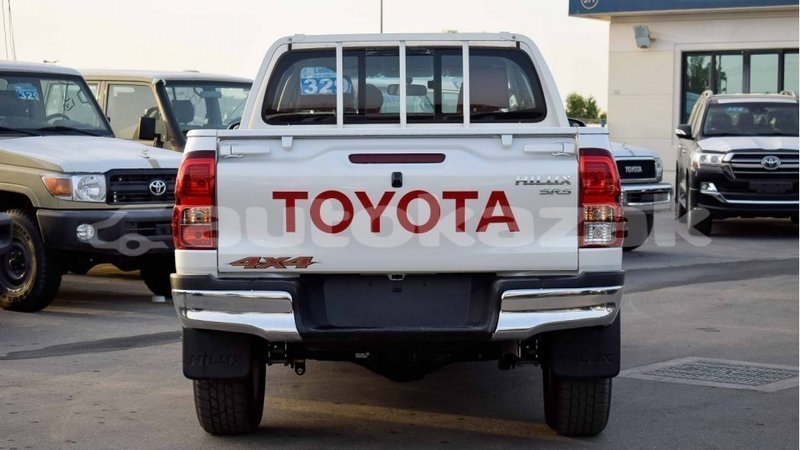 Big with watermark toyota hilux akmecet import dubai 2629