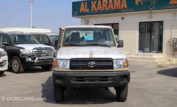 Buy Import Toyota Land Cruiser Beige Car in Import - Dubai in Akmecet Buy Import Toyota Land Cruiser Beige Car in Import - Dubai in Akmecet