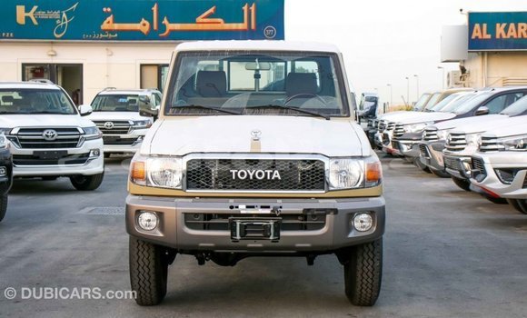 Buy Import Toyota Land Cruiser Beige Car in Import - Dubai in Akmecet Buy Import Toyota Land Cruiser Beige Car in Import - Dubai in Akmecet