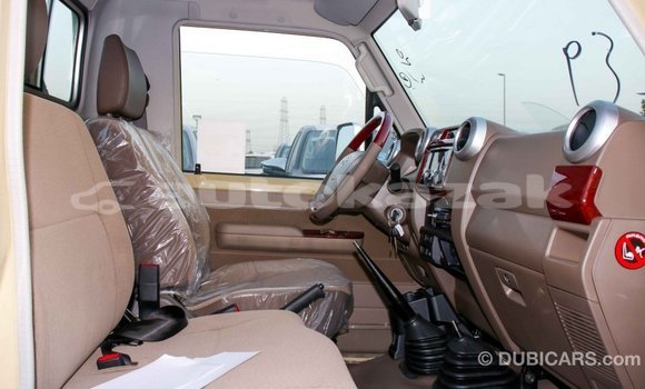 Buy Import Toyota Land Cruiser Beige Car in Import - Dubai in Akmecet Buy Import Toyota Land Cruiser Beige Car in Import - Dubai in Akmecet