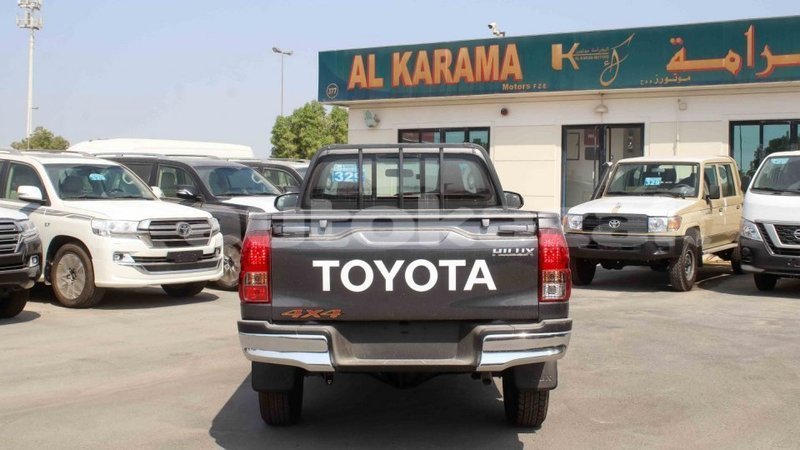 Big with watermark toyota hilux akmecet import dubai 2638