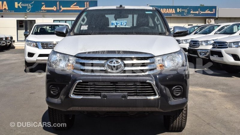 Big with watermark toyota hilux akmecet import dubai 2642