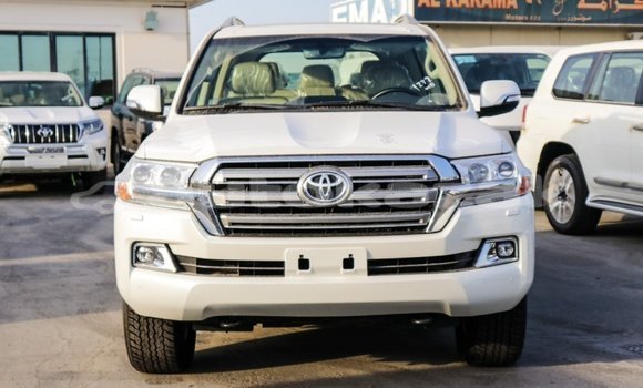 Buy Import Toyota Land Cruiser White Car in Import - Dubai in Akmecet Buy Import Toyota Land Cruiser White Car in Import - Dubai in Akmecet