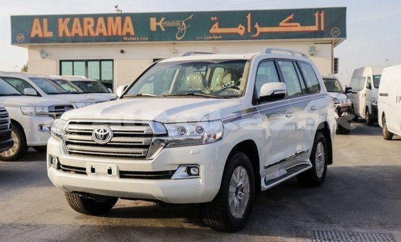 Buy Import Toyota Land Cruiser White Car in Import - Dubai in Akmecet Buy Import Toyota Land Cruiser White Car in Import - Dubai in Akmecet